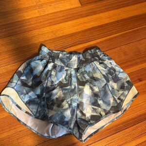 Hotty Hot Low-Rise Lined Short 2.5" Blue Patterned Shorts